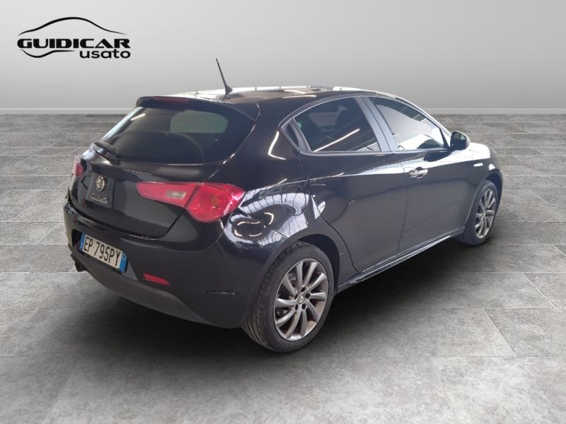 GuidiCar - ALFA ROMEO Giulietta 2013 Giulietta 1.4 t. Giulietta 120cv Usato